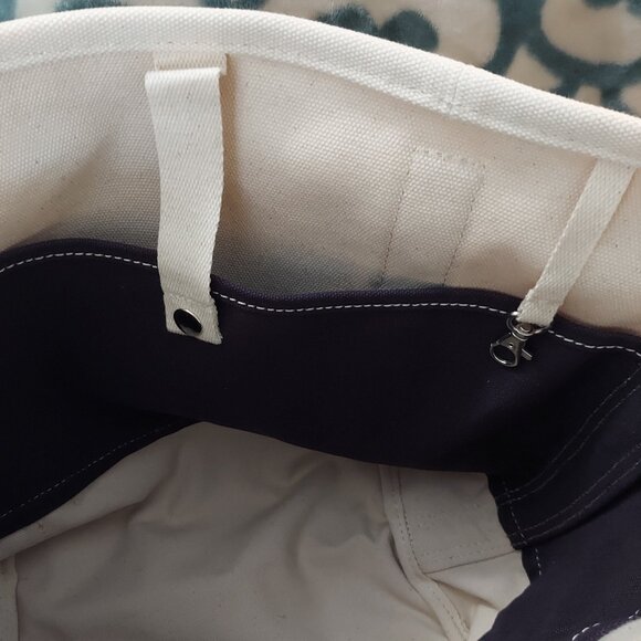 Land's End Canvas Tote Like New - Picture 9 of 10